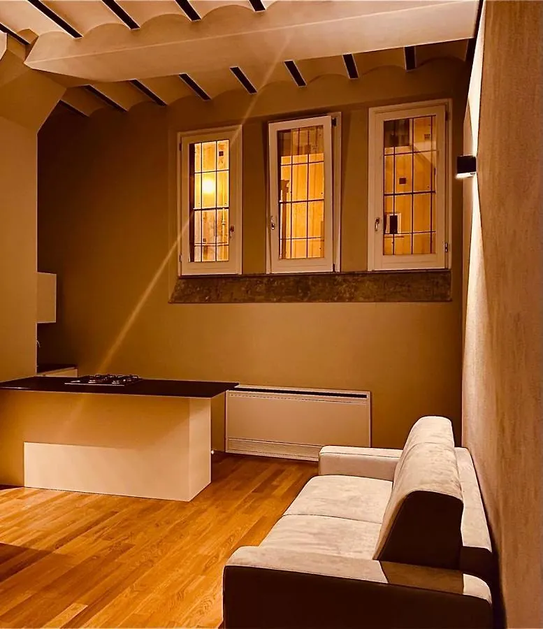 Lancia Di Barolo Suite Palermo 0*,  Italy