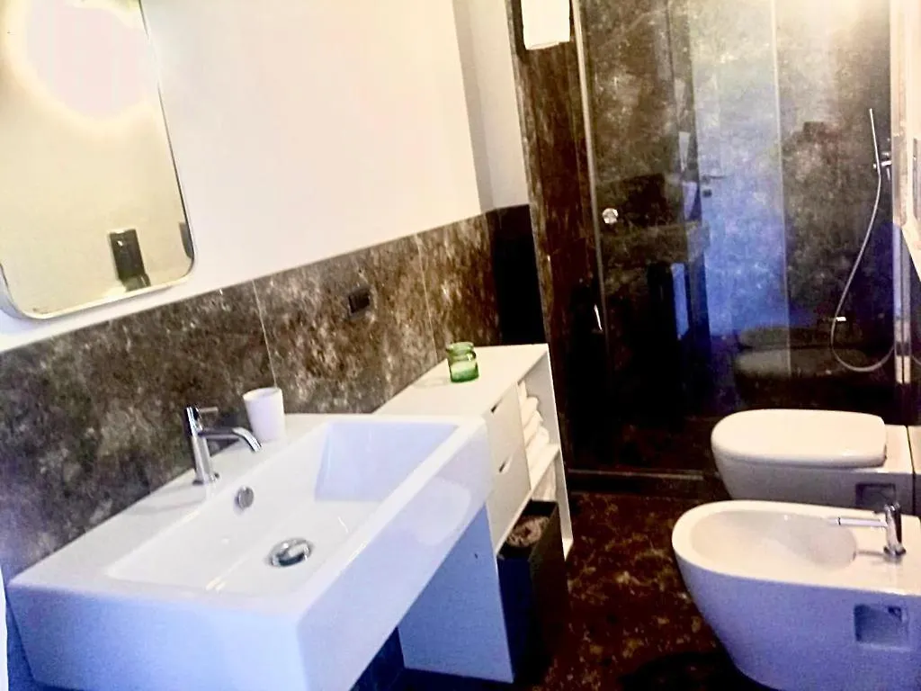 Lancia Di Barolo Suite Palermo